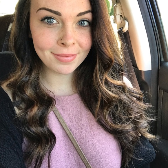 Meet your Posher, Sarah - Picture 1 of 1